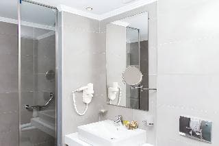 Stay at Lindos Portes