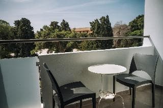 Stay at Amphitryon city hotel