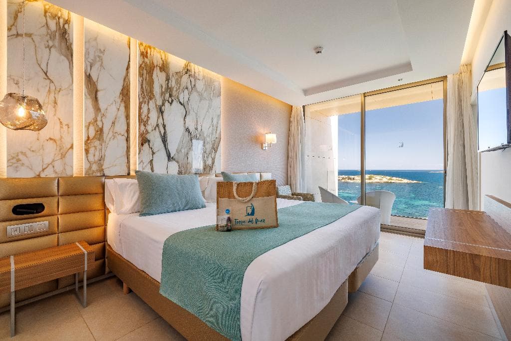 Stay at Torre del Mar Ibiza